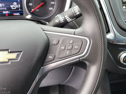 Used 2019 Chevrolet Equinox LT image 23