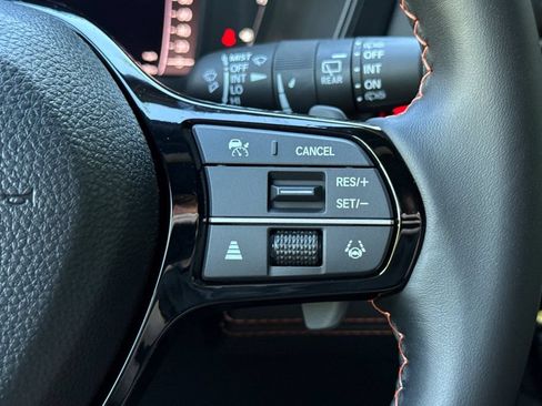 Used 2026 Honda Pilot Sport image 27