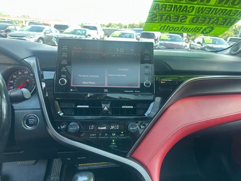 Used 2021 Toyota Camry XSE FWD image 15