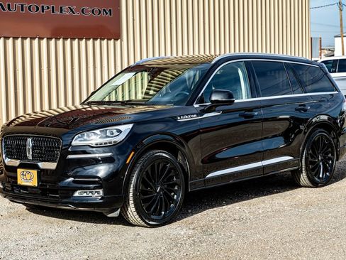 Used 2021 Lincoln Aviator Reserve w/ Equipment Group 210A image 8