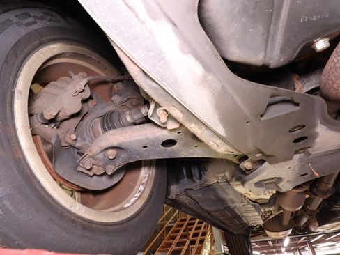 Used 2013 Toyota Highlander Limited image 45