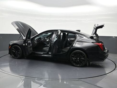 Used 2023 Cadillac CT5 Luxury w/ LPO, ONYX Package RWD image 35
