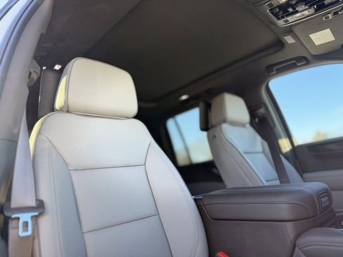 New 2026 GMC Yukon XL Elevation w/ Elevation Premium Package image 11