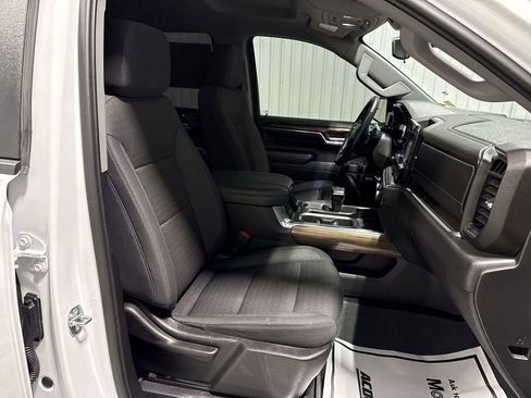 Used 2023 Chevrolet Silverado 1500 LT Trail Boss w/ Convenience Package II image 29