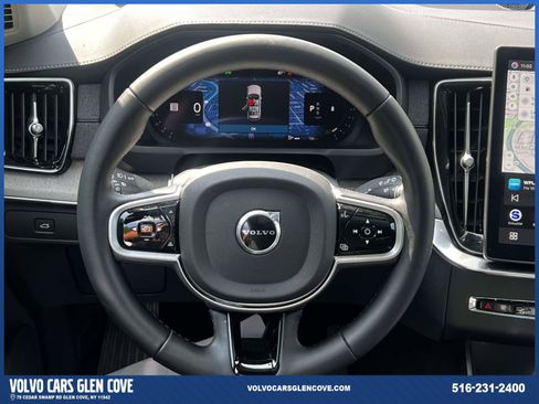 Used 2026 Volvo XC90 B6 Ultra w/ Protection Package AWD/4WD image 15