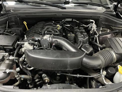 Used 2024 Dodge Durango GT image 41