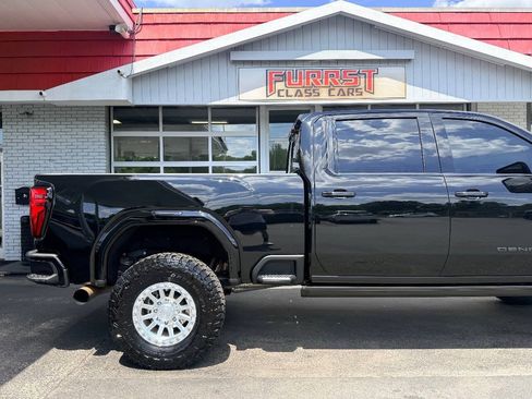 Used 2025 GMC Sierra 2500 Denali Ultimate w/ Max Trailering Package AWD/4WD image 16