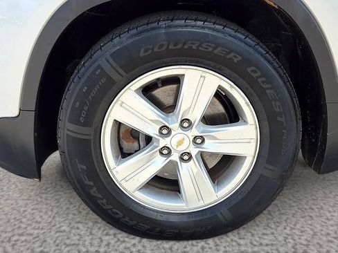 Used 2017 Chevrolet Trax LT FWD image 9