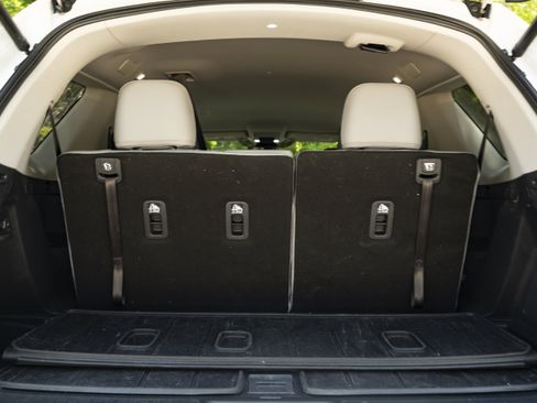 Used 2025 Honda Pilot EX-L image 41