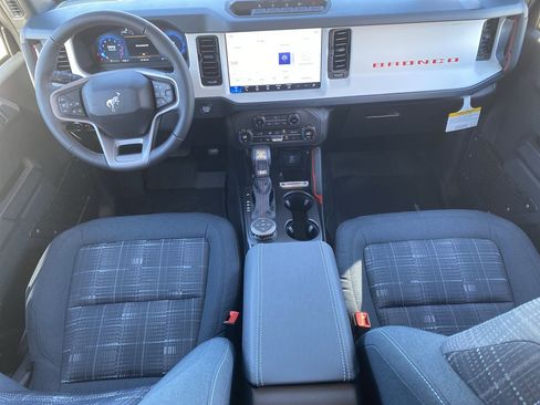 New 2025 Ford Bronco Heritage Edition image 12