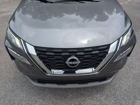 Used 2023 Nissan Rogue SV FWD image 12