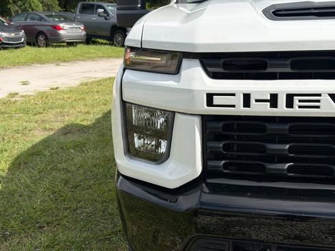 Used 2023 Chevrolet Silverado 2500 Custom w/ Custom Value Package AWD/4WD image 9