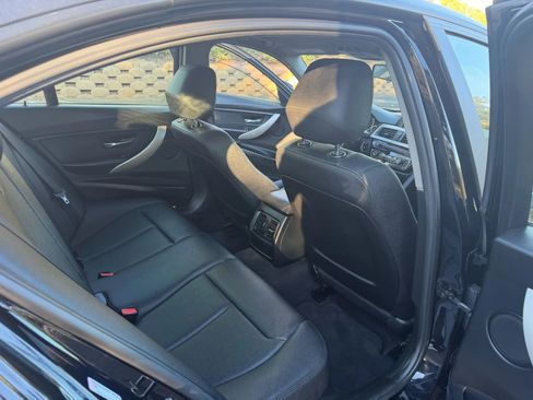 Used 2017 BMW 320i Sedan image 15