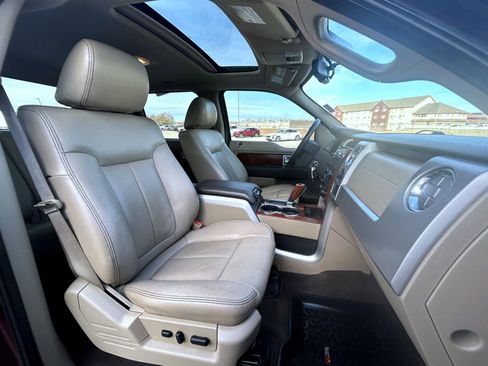 Used 2010 Ford F150 Lariat image 16