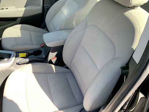 Used 2020 Hyundai Elantra Value Edition w/ Cargo Package (C1) FWD image 19