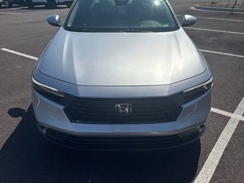 Used 2024 Honda Accord EX image 2