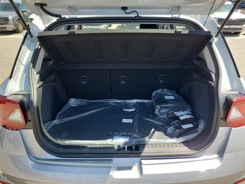New 2026 Hyundai Venue SEL FWD image 29