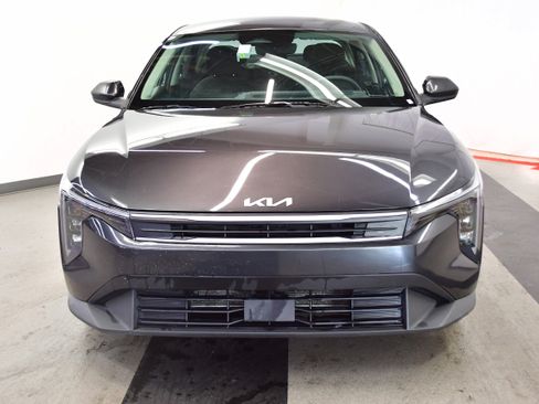 Used 2025 Kia K4 FWD image 3