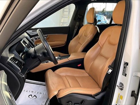 Used 2021 Volvo XC90 T8 Inscription w/ Protection Package Premier image 33
