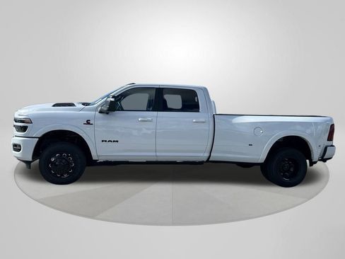 New 2025 RAM 3500 Limited image 4