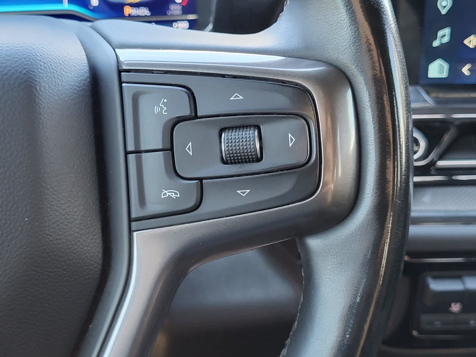 Used 2024 Chevrolet Silverado 2500 ZR2 w/ Technology Package AWD/4WD image 18