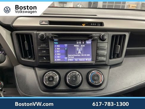 Used 2018 Toyota RAV4 LE image 21