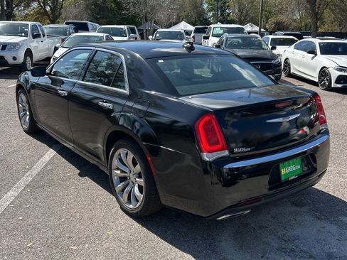 Used 2019 Chrysler 300 Limited image 6