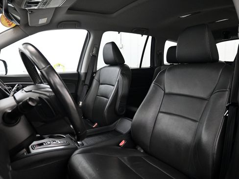 Used 2022 Honda Pilot Special Edition image 5