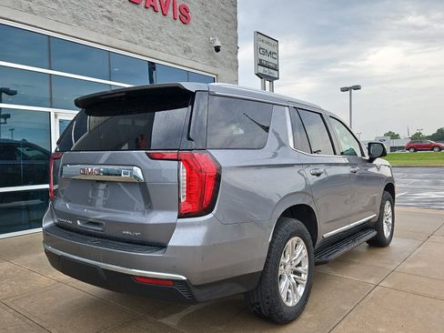 Used 2021 GMC Yukon SLT w/ SLT Premium Package RWD image 4