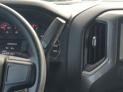 Certified 2025 Chevrolet Silverado 1500 Custom image 19