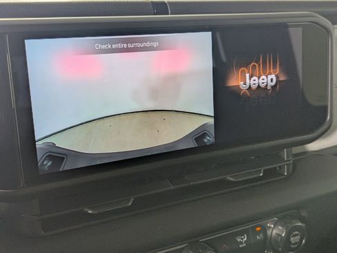 New 2026 Jeep Gladiator Sport image 25