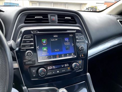 Used 2018 Nissan Maxima SR FWD image 36