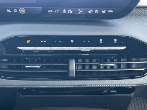 New 2026 Buick Enclave Avenir w/ Super Cruise Package image 6