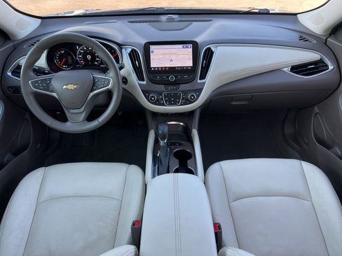 Used 2024 Chevrolet Malibu LT image 28
