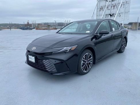 New 2026 Toyota Camry XLE AWD/4WD image 5