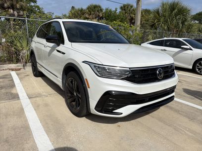 Used 2023 Volkswagen Tiguan SE R-Line