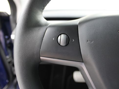 Used 2022 Tesla Model 3 Performance AWD/4WD image 8