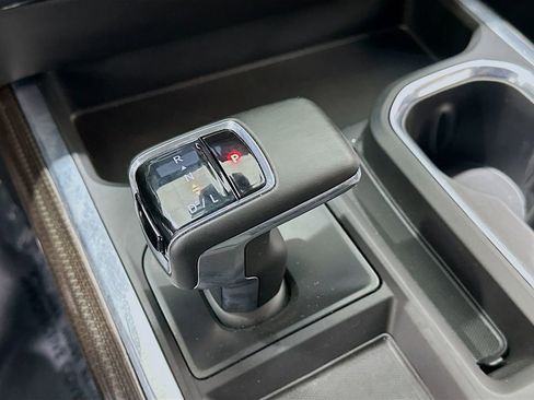 Used 2024 Chevrolet Silverado 1500 RST image 17