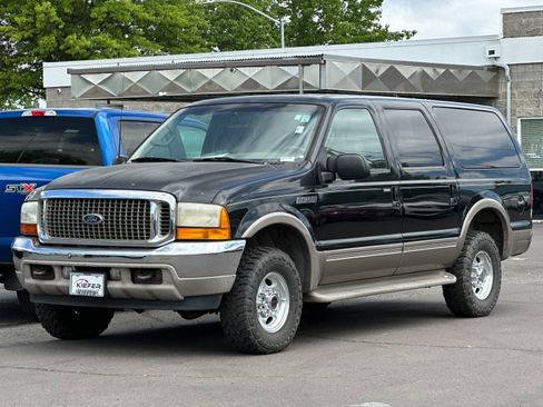 Used 2001 Ford Excursion Limited AWD/4WD image 8