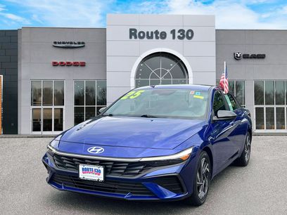 Used 2025 Hyundai Elantra Sport w/ Cargo Package