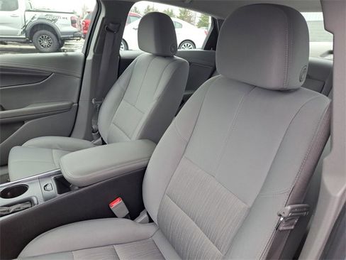 Used 2014 Chevrolet Impala LS w/ LS Convenience Package image 8