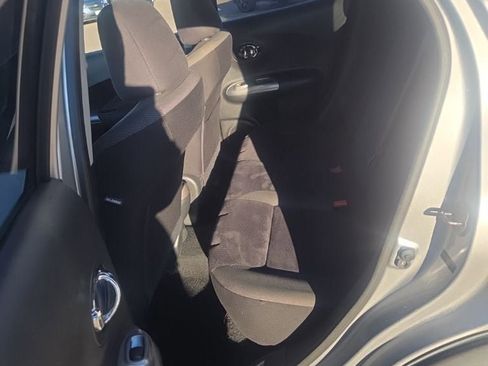 Used 2011 Nissan Juke SV image 25