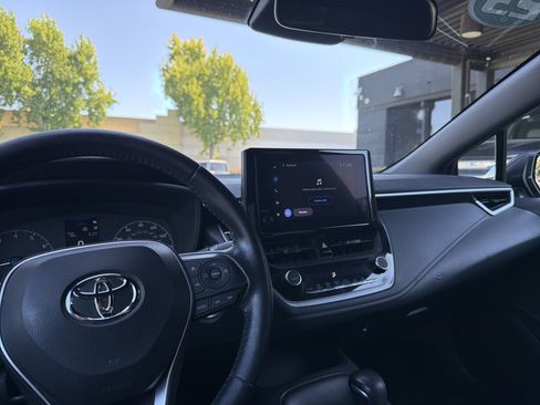 Used 2023 Toyota Corolla SE w/ Carpet Mat Package (TMS) FWD image 27