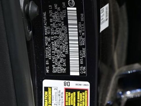 Used 2025 Lexus ES 350 w/ Premium Package FWD image 13