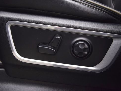 Used 2020 RAM 1500 Laramie image 20