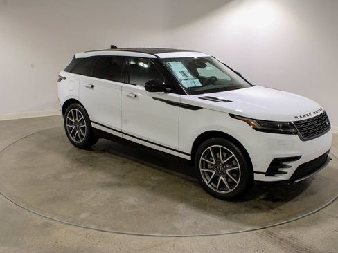 Used 2026 Land Rover Range Rover Velar Dynamic SE AWD/4WD image 7