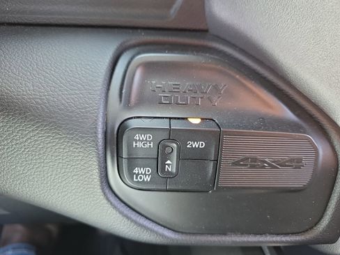 Used 2023 RAM 2500 Laramie AWD/4WD image 19