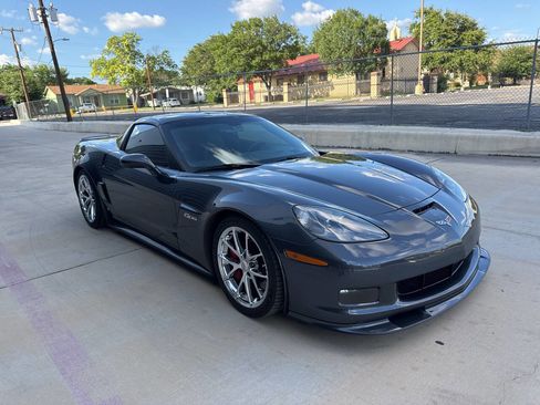 Used 2009 Chevrolet Corvette Z06 w/ Preferred Equipment Group RWD image 9