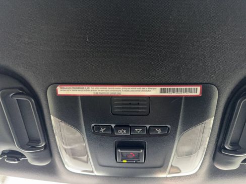 Used 2021 Toyota Corolla SE FWD image 33