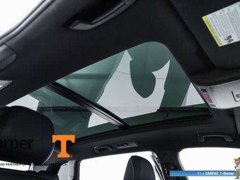 Used 2023 Volkswagen Tiguan SE R-Line image 75